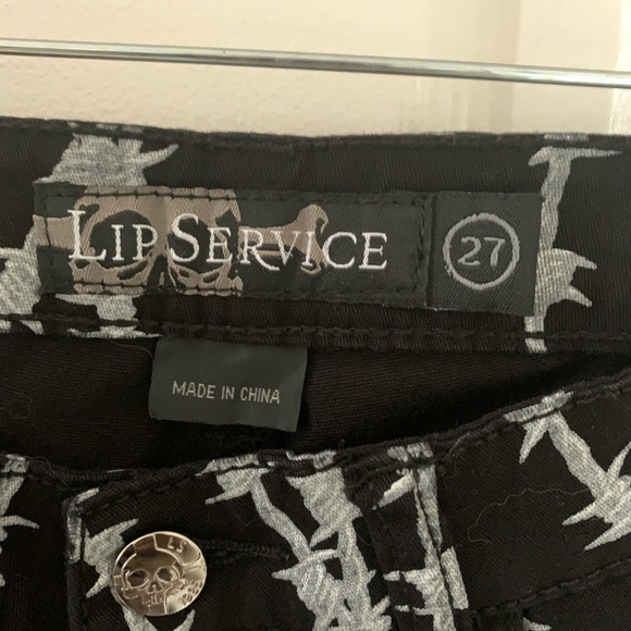 Lip Service Vintage Black Skinny Jeans with Grey Barbed Wire Stripes Size 27 - Picture 3 of 8